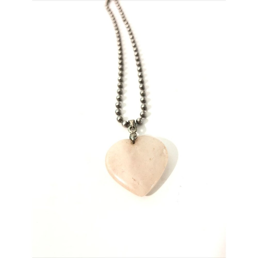 Women’s 18” Pink Jade Heart Charm Pendant Necklace On Ball Link Chain. Fashion